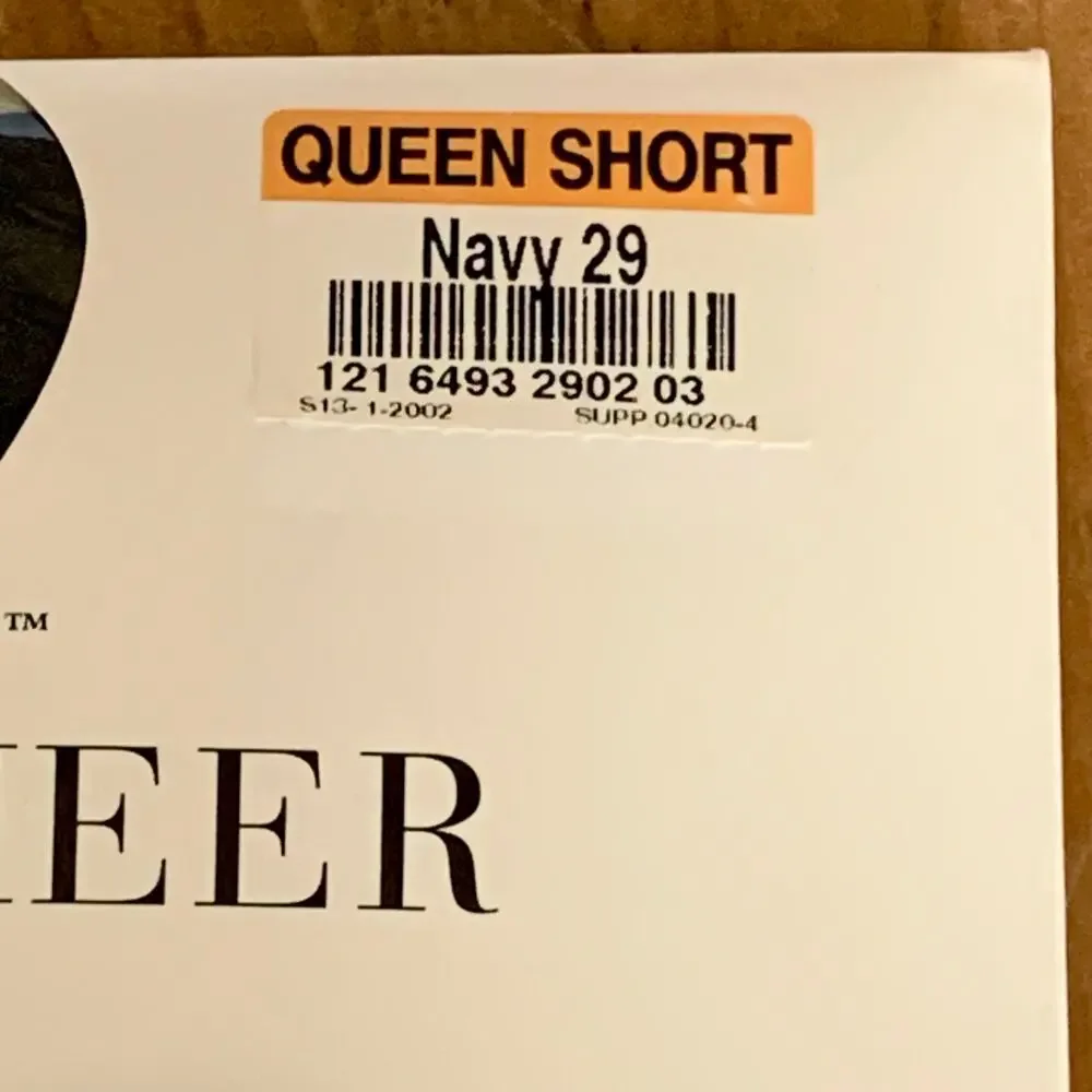Vintage Sheer Caress Silky Sheer QUEEN SHORT Navy 29 Pantyhose